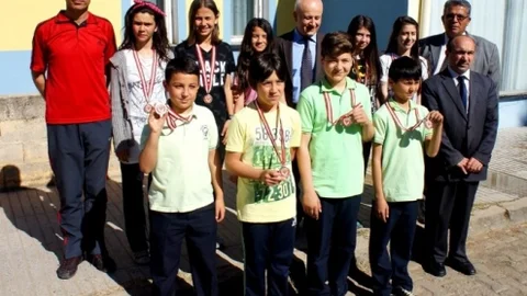 Sarıgöl'de Madalya Töreni Düzenlendi