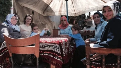 Pervari Kaymakamı Kadın Kursiyerleri Geziye Gönderdi