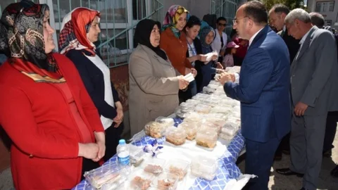 Kartepe'de Okul Kermesi Açıldı