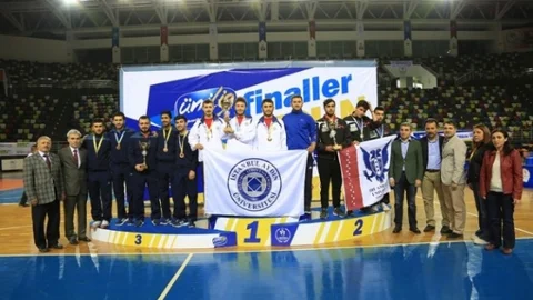 Samsun'da Masa Tenisi Finalleri Tamamlandı