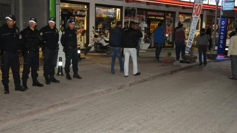 Bartın'da HDP Binaya Saldırı