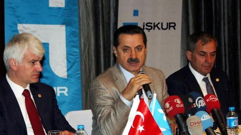 Çalışma Bakanı Faruk Çelik Açıklama Yaptı