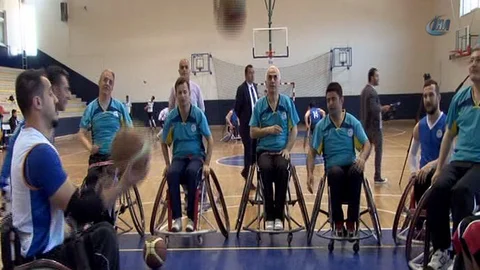 AK Partili Adaylardan Engelli Basketbol Maçı