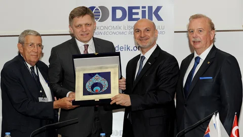 Slovakya Başbakanı Fico Türkiye'ye Destek Verdi