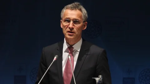 NATO Genel Sekreteri Stoltenberg'den Önemli Açıklamalar