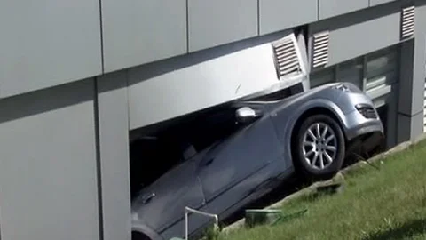 Otomobil Hastaneye Geri Girdi