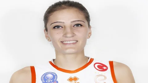 Şeyma Ercan Eczacıbaşı'ndan Ayrıldı