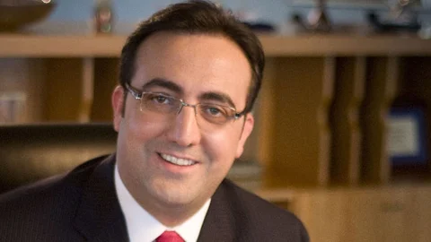 İlker Aycı, Temizlikçi Kıyafetiyle Uğurladı