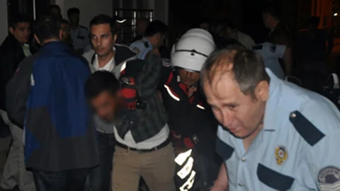 Çanakkale'de Bıçaklı Kavga Çıktı