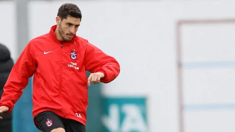 Özer Hurmacı Trabzonspor'da Kaldı