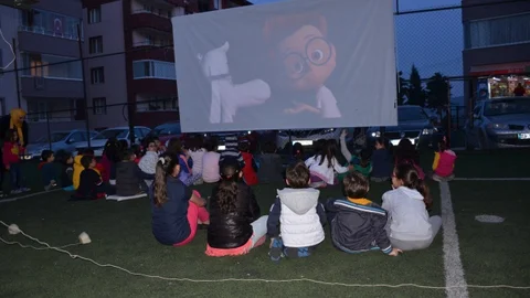 Bilecik'te Açık Hava Sineması Hizmete Girdi