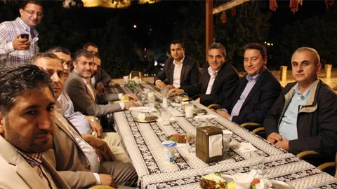 Şanlıurfa'da Babacan'a Çiğ Köfte İkramı