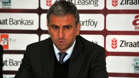 Galatasaray'da Hamzaoğlu Açıklamalarda Bulundu
