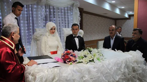 İHA'nın Konya'daki Düğün Töreni