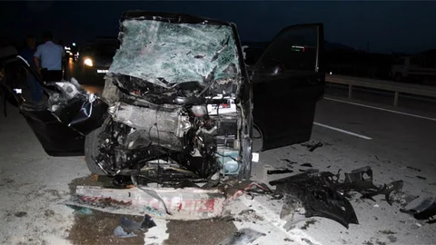 Konya Kulu'da Minibüs Kazası