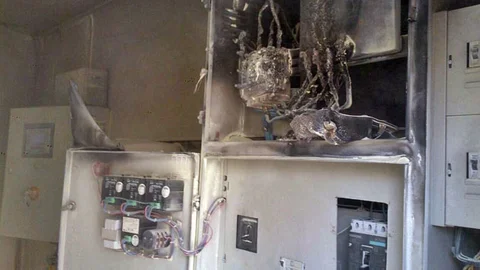 Demre'de Akaryakıt İstasyonunda Yangın Çıktı