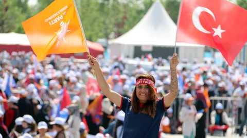 AK Parti Mitingi İçin Hazırlıklar Sürüyor