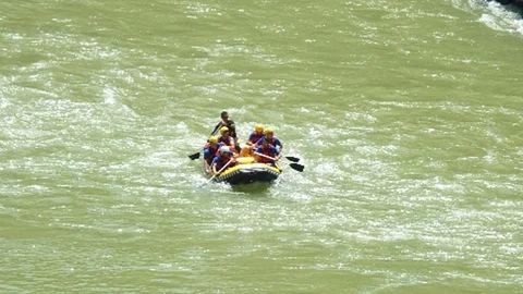 Muş'ta Rafting Coşkusu Yaşandı