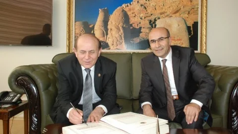 Burhan Kuzu Adıyaman'da Ziyaret Gerçekleştirdi