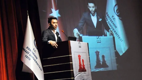 Kerem Göğüş Arnavutluk'ta Görüşmelere Katıldı