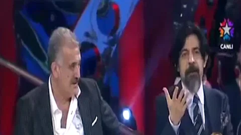 Okan Bayülgen'den Sert Eleştiriler