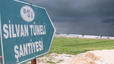 Silvan Tünelindeki Çalışmalar Durduruldu