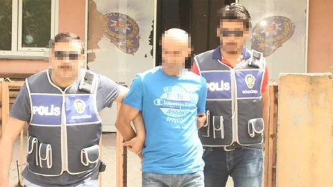 Güngören'de PTT Şubesinde Soygun Anı Kamerada
