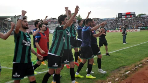 Sakaryaspor Play-off Finaline Yükseldi