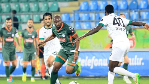 Çaykur Rizespor Ligde Kaldı