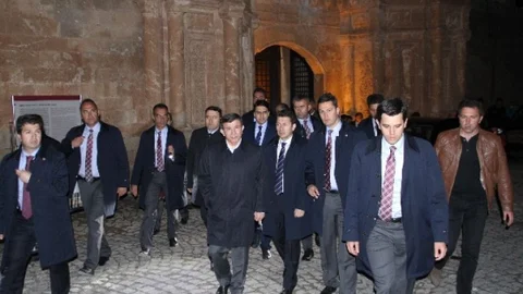 Başbakan Davutoğlu Doğubayazıt'ta Açıklamalarda Bulundu