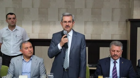 Prof. Dr. Ünüvar Adana'da Sanayicilerle Buluştu