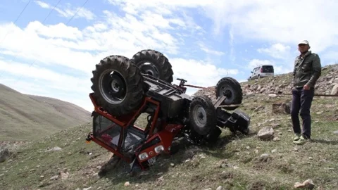 Damal'da Traktör Devrildi