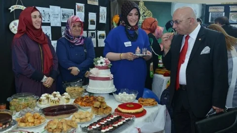 Başiskele'de Sağlıklı Beslenme Sergisi Açıldı