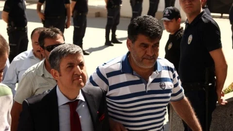 Adana'da Başsavcı ve Savcı Gözaltında