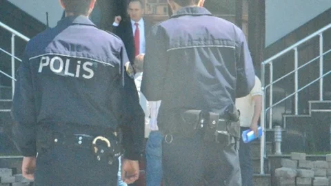 Savcı Aziz Takçı Adana'da Teslim Oldu