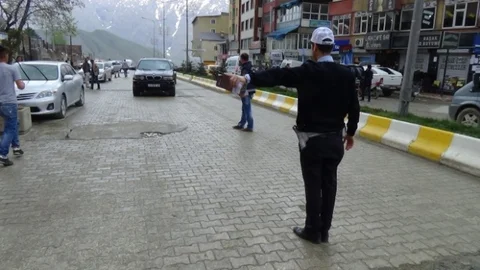 Hakkari'de Trafik Haftası Etkinlikleri Devam Ediyor
