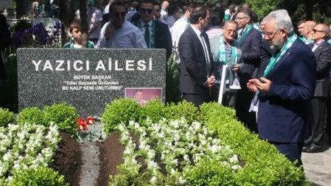 Bursaspor'un Efsane Başkanı Anıldı