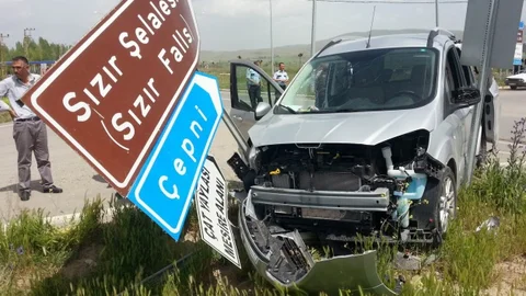 Gemerek'te Trafik Kazası: 7 Yaralı