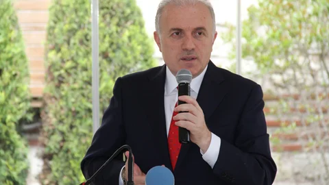 Aziz Babuşcu'dan Eleştiriler