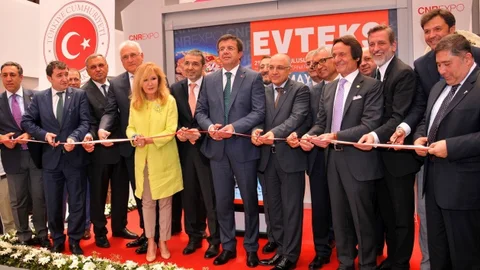 İstanbul'da Ev Tekstili Fuarı Açıldı