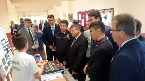 Beyşehir'de Bilim Fuarı Düzenlendi