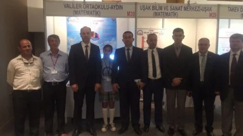 Didim Valiler Ortaokulu İzmir'de Sergilendi