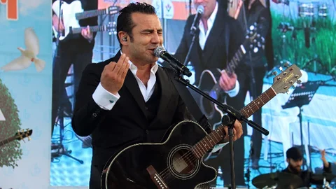 Bağcılar'da Ferhat Göçer Konseri Heyecanı