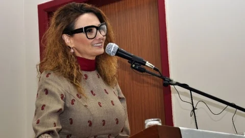 Azerbaycan Milletvekili Paşayeva'nın Uyarısı