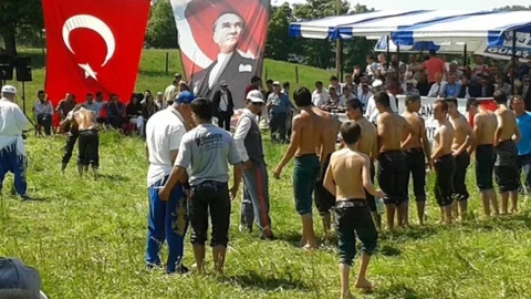 Çanakkale'de Yağlı Güreş Heyecanı Başladı