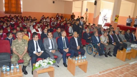 Besni'de Trafik Haftası Etkinliği Yapıldı