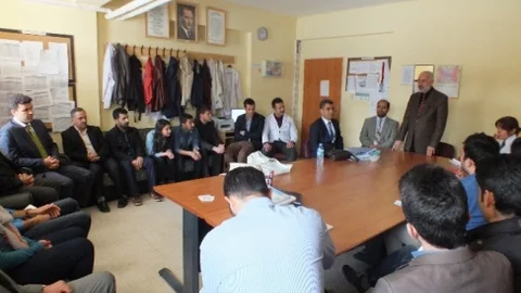 Van'da Okul Ziyareti Gerçekleştirildi