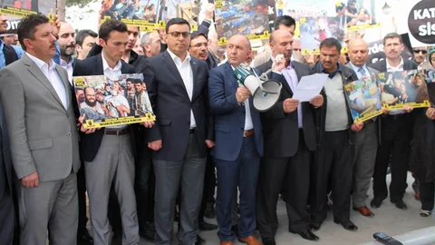 Erzincan'da Mursi İdamına Protesto