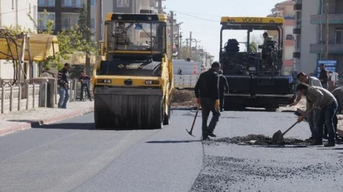 Niğde Selçuk Mahallesi'nde Asfaltlama Çalışması