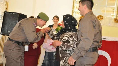 Kırıkkale'de Duygusal Anneler Günü Buluşması